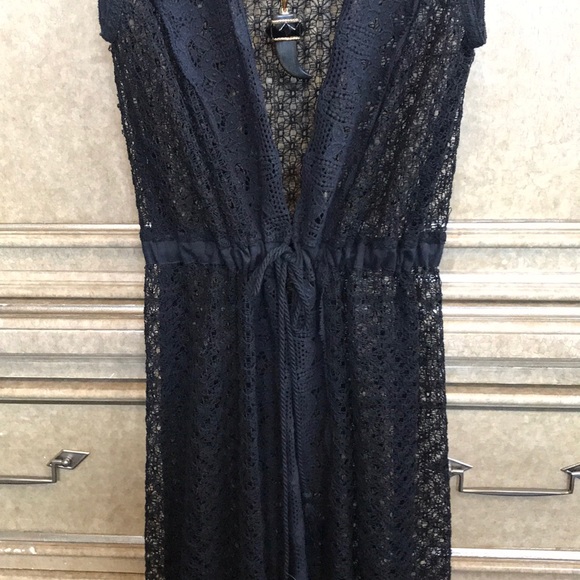 VICTORIA'S SECRET LONG BLACK CROCHET SWIM COVERUP - Picture 4 of 11